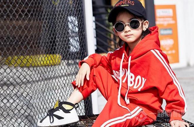 歐卡星童裝 歐卡星童裝