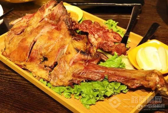 狼来了炭烤羊腿