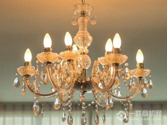 雷斯特燈飾加盟