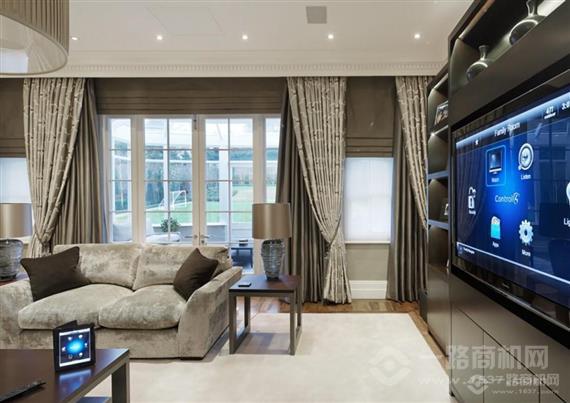 玉易凡智能家居