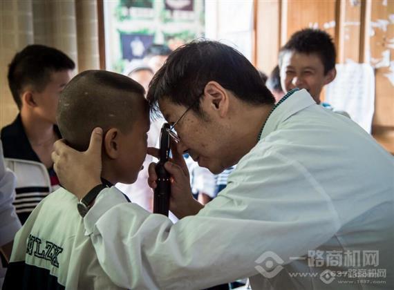 东盛堂近视恢复