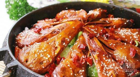 八千万干锅鸭头