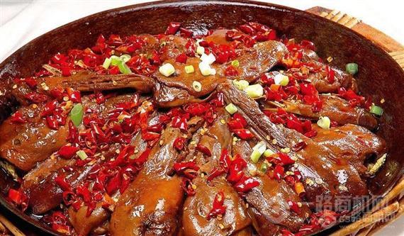 八千万干锅鸭头
