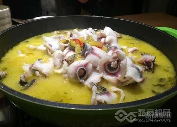 十三椒老坛酸菜鱼