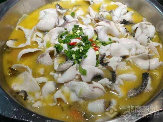 十三椒老坛酸菜鱼