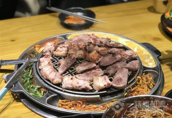 金瀚城自助烤肉