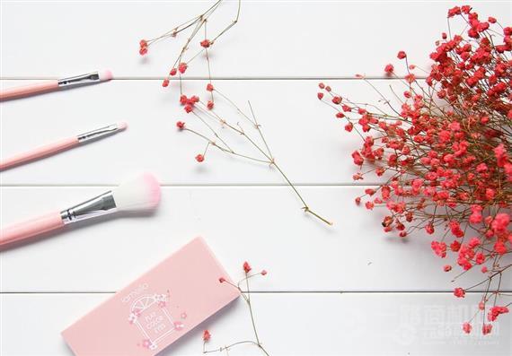 蜜思薇缇化妆品