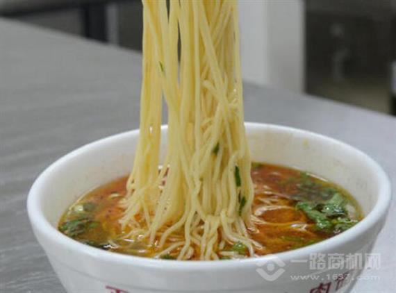 珍满福砂锅牛肉拉面