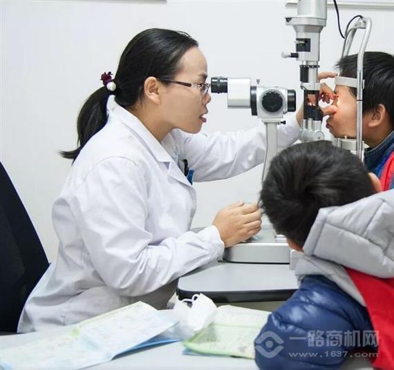 眼悦降度眼视光中心