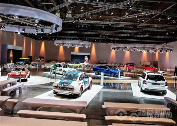 卡士通汽车装饰