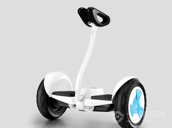 名爱智能平衡车