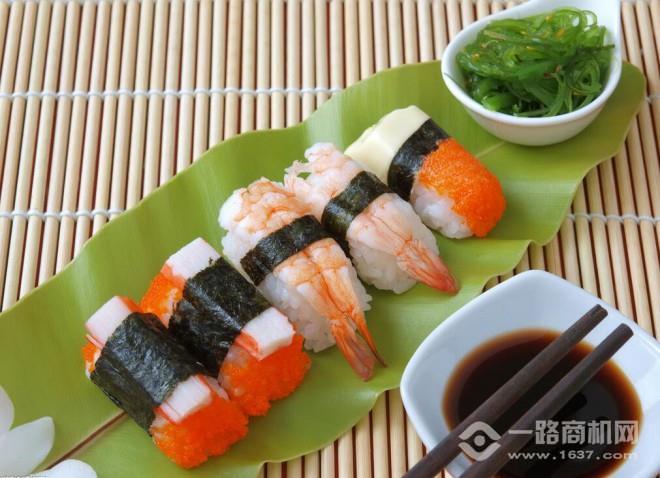 吉啦啦回轉壽司加盟