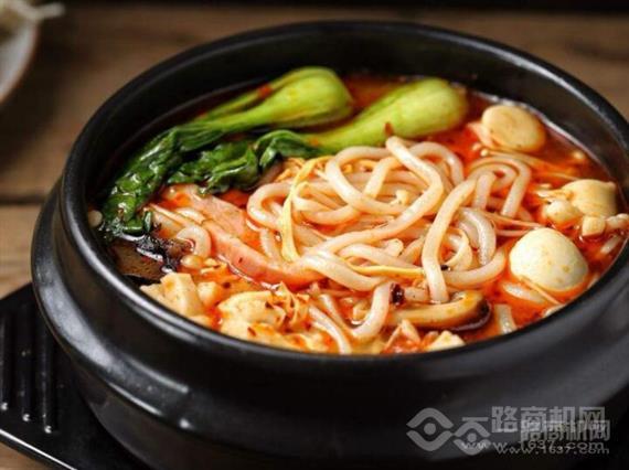 枫味源砂锅米线