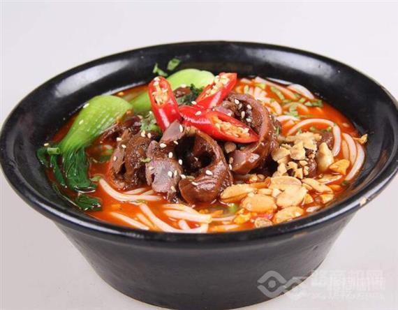 枫味源砂锅米线