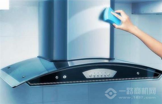 蓝睿大型油烟机清洗