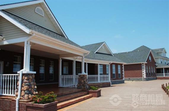 龙顶天轻钢别墅