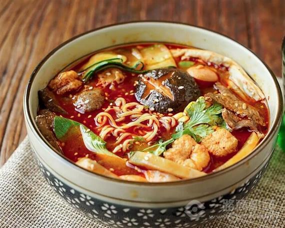 麻姥骨汤麻辣烫