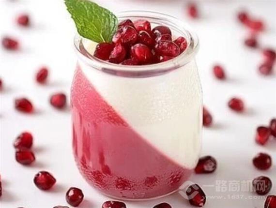 开心犇犇酸奶吧