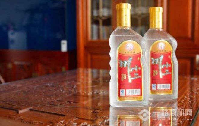 川小二纯粮白酒加盟 川小二纯粮白酒加盟