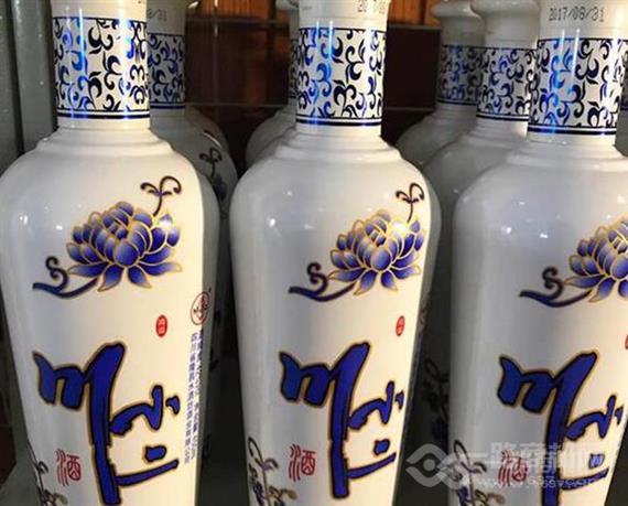 川小二纯粮白酒