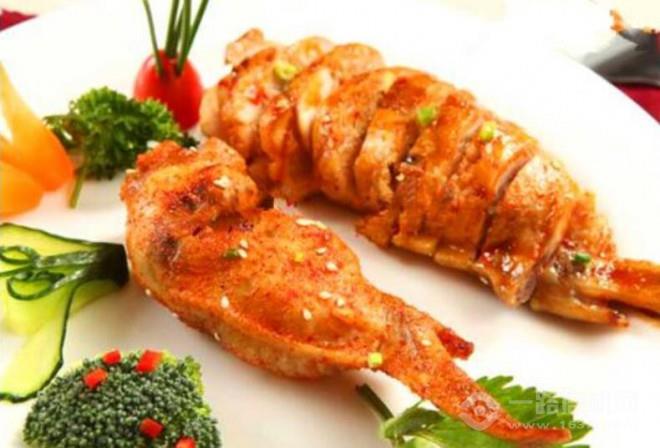 金嘴巴鸡翅包饭