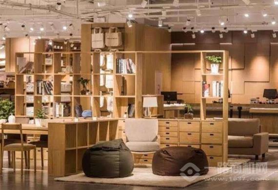 潮人潮牌创意生活馆