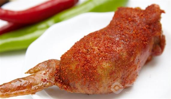 金嘴巴鸡翅包饭