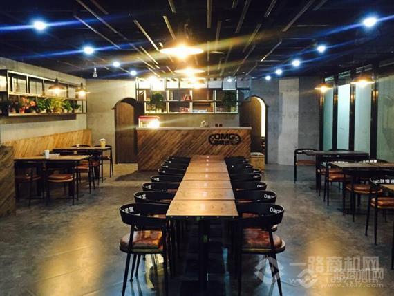 黑桃皇后密室逃脱