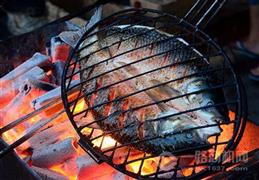 阿罗泰炭炉烤鱼