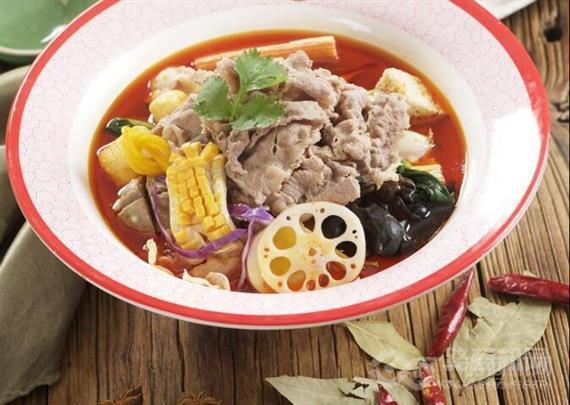 谭二师路边麻辣烫