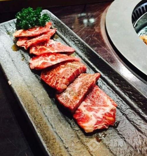 牛道日式料理炭火烤肉