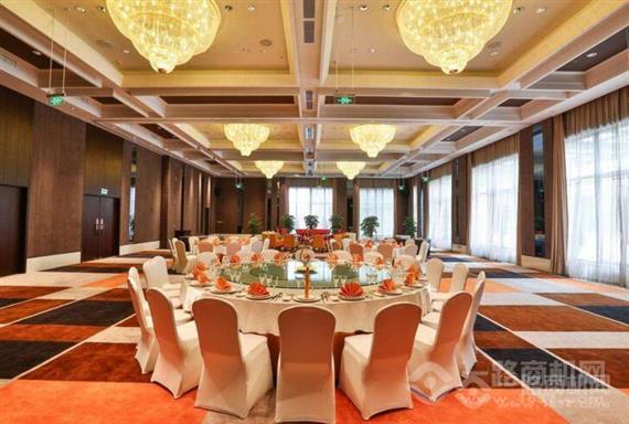 华美达安可酒店