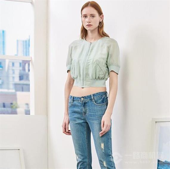 艾诺丝雅诗女装