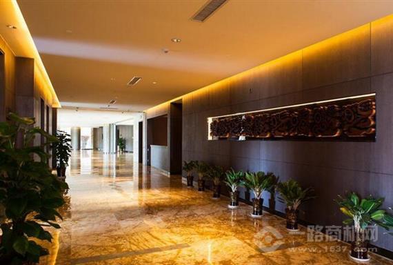 第七日尚爱酒店