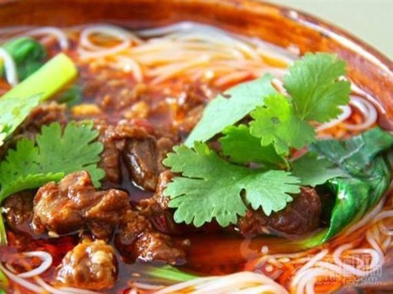 蜀和秦砂锅米线