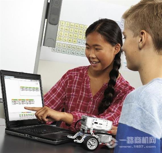 范思青少科技俱乐部