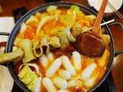 摩芋韩国年糕火锅