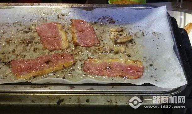 金真子纸上烤肉