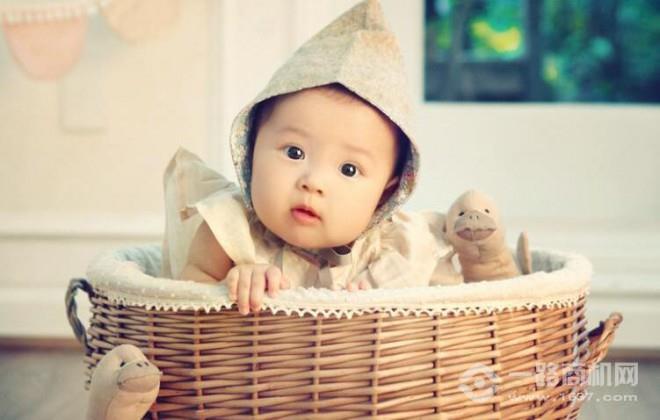 貝貝星專(zhuān)業(yè)兒童攝影加盟