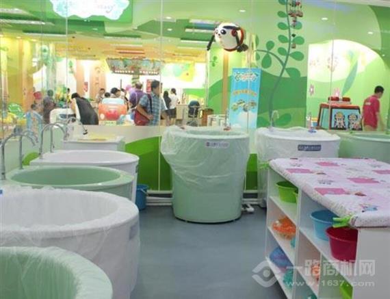 贝悦佳婴儿游泳馆