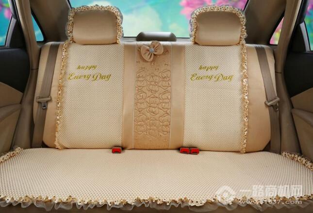 欧威顿汽车坐垫清洗