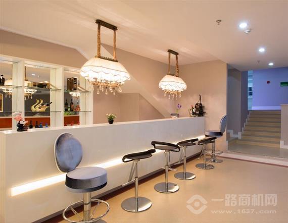 优宸国际月子会所