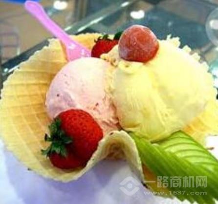 芭克闪冰冰淇淋