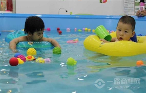 微宝之家婴儿游泳馆