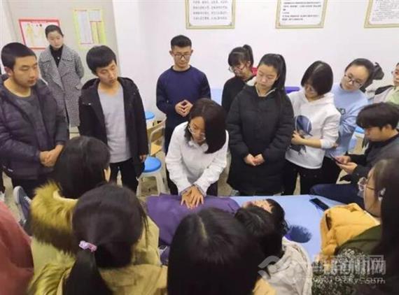 润德小狮小儿推拿