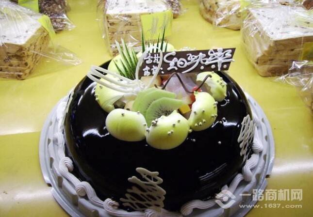 麦丰尔甜品加盟