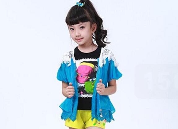 小熊哇噻童裝加盟