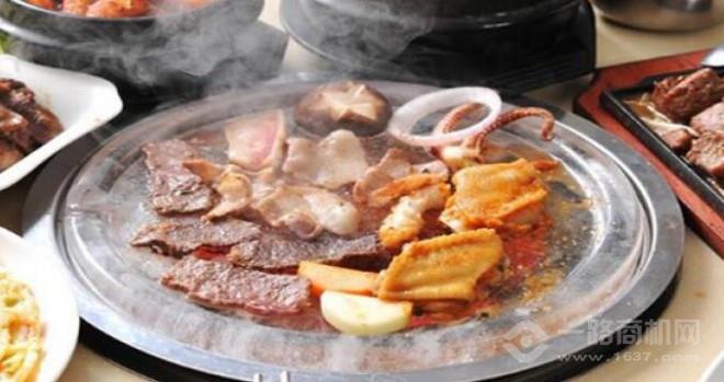 金权道自助烤肉加盟