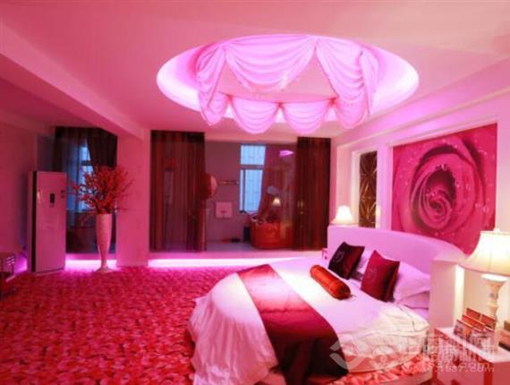 海上凤凰主题酒店