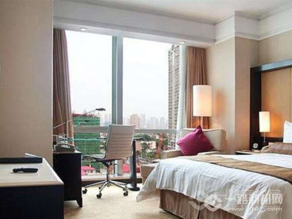 世纪泰豪大酒店